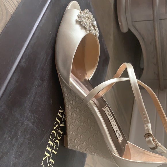 Badgley Mischka Wedding Shoes-Worn one time - Picture 4 of 6